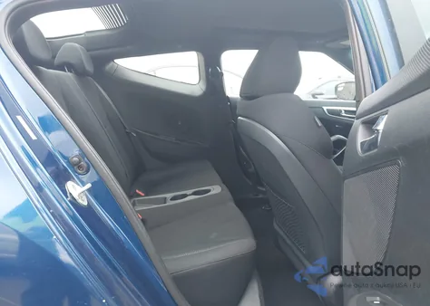 2017 Hyundai Veloster Value Edition z USA, uszkodzony, nr VIN KMHTC6AD6HU320366